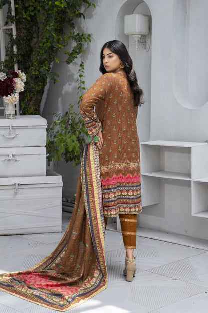 3 Pcs Women's Unstitched Khaddar Printed Suit